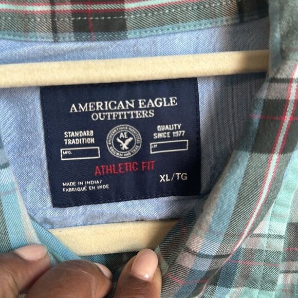 AE Athletic Fit Men’s Plaid Shirt XL - Picture 6 of 6